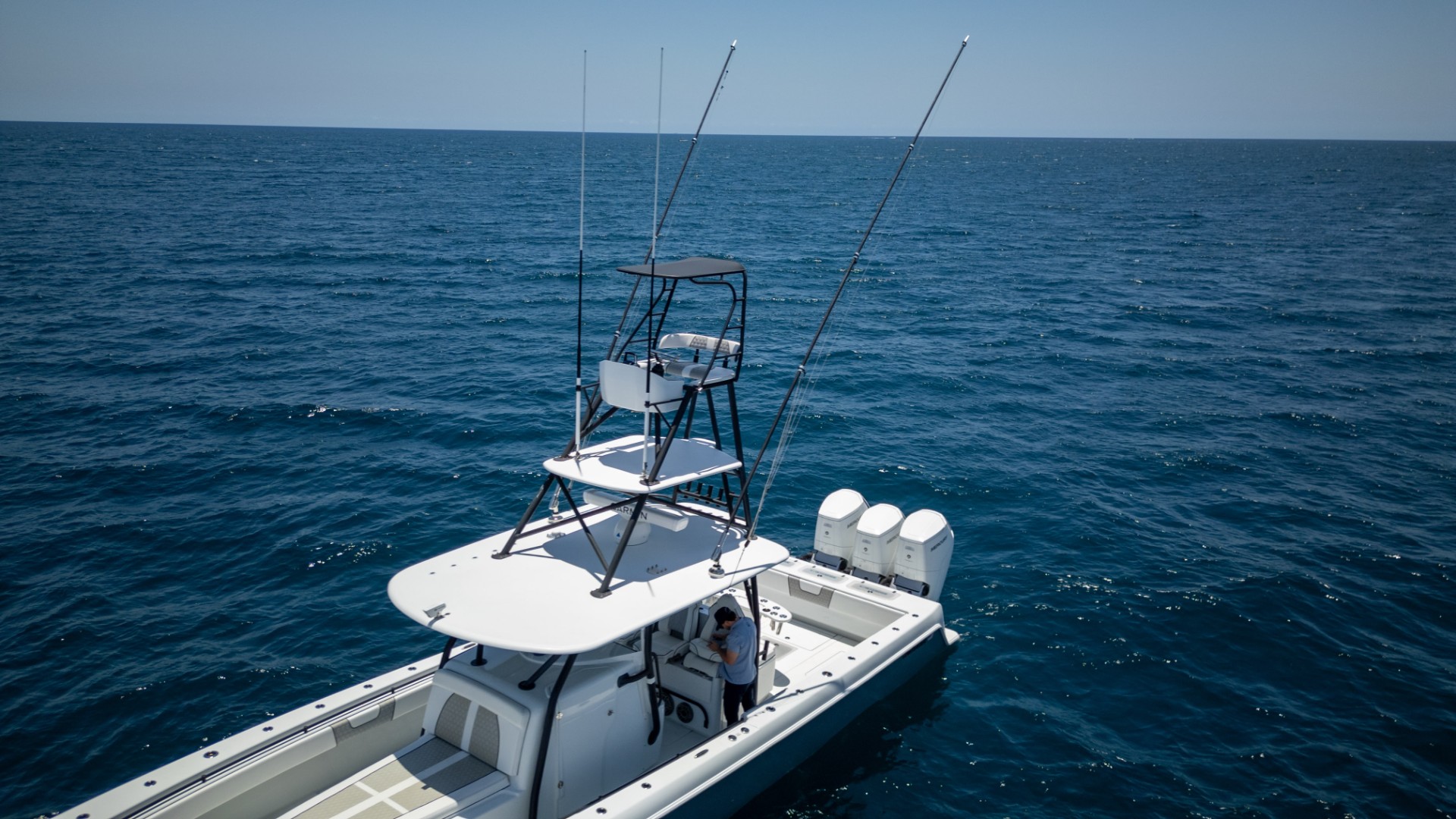 Yacht Photo 25